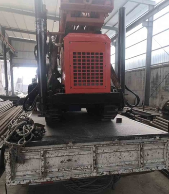 Profundidade de borracha da máquina de perfuração 60kw da perfuração da água da esteira rolante 180m para industrial