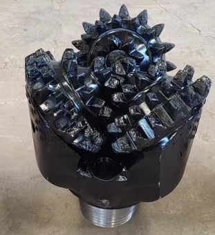 Api Standard Tricone Roller Bit 14 3/4'' Iadc 127 Dente de Aço