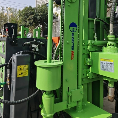 8.5m Altura do mastro 1400m Rigas de perfuração de exploração 129kw Potência do motor diesel